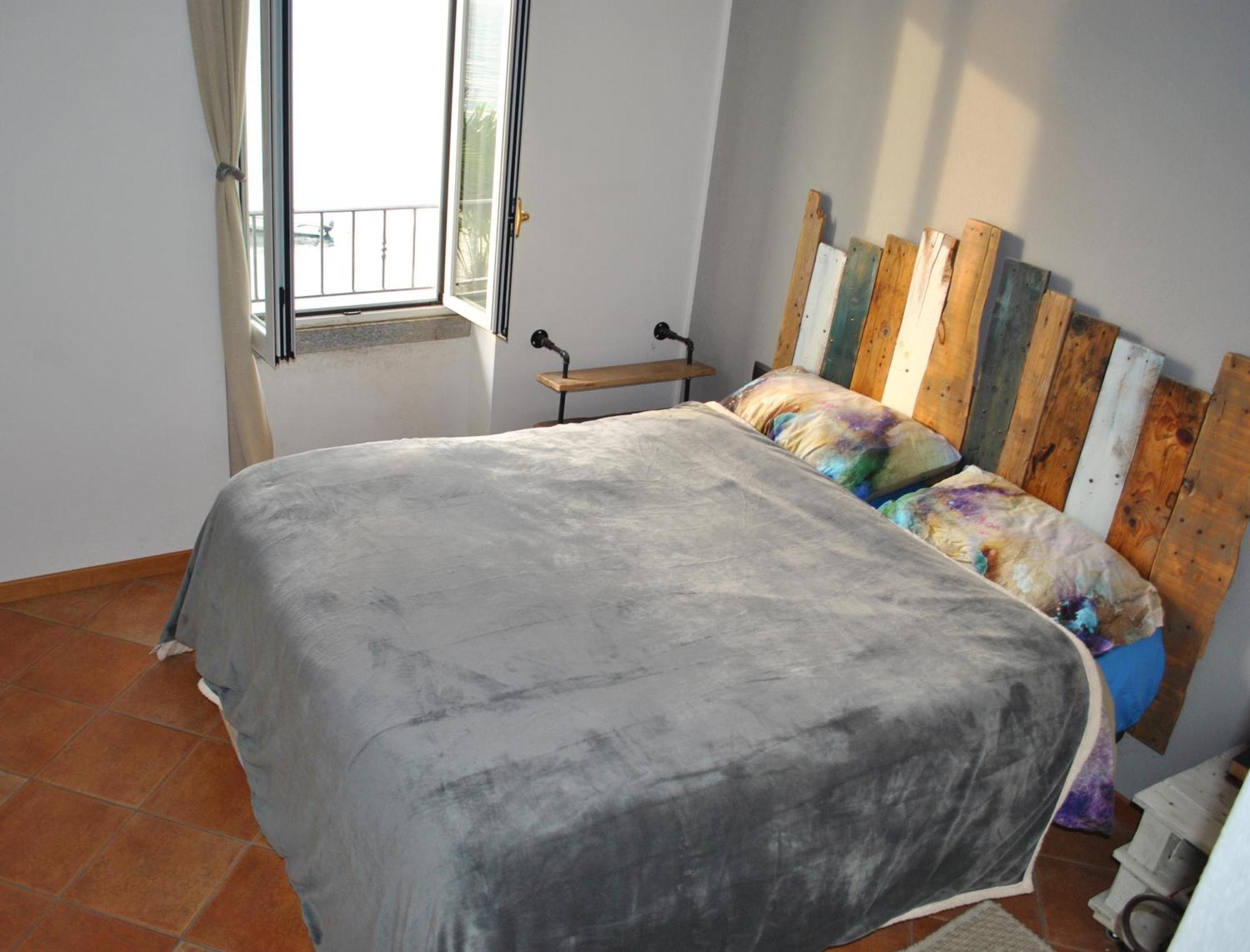 White Garden - Apartment With Access To The Lake Льерна Экстерьер фото
